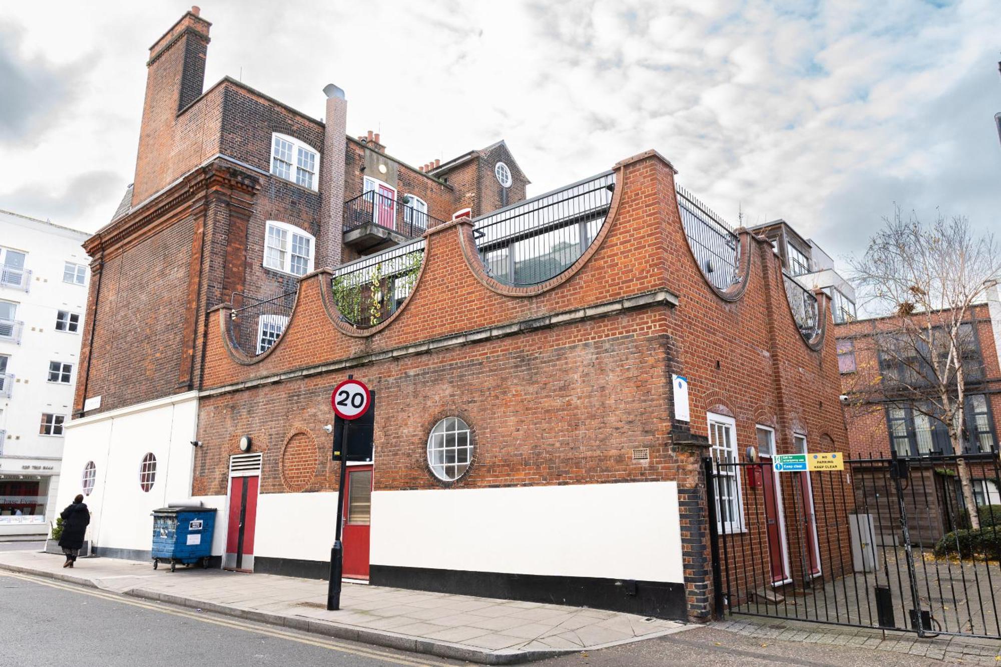 Bartlett House With Terrace Near Greenwich Holiday home London