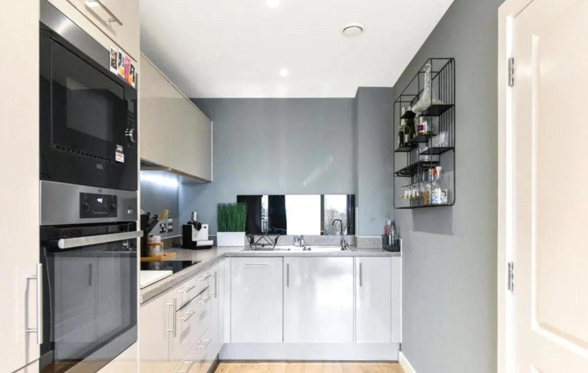 Londonaprt 1bed Balcony Gym Tv Wifi Apartment London