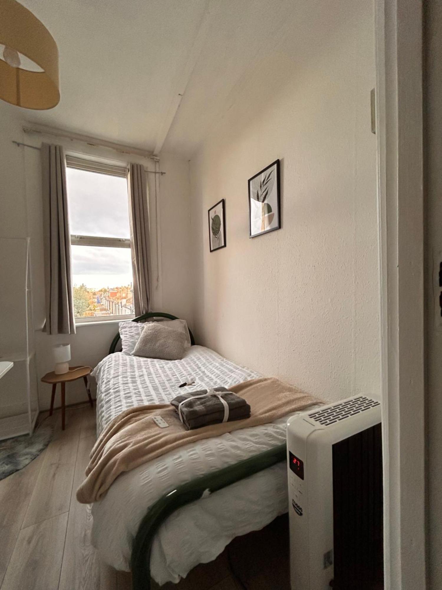 Cozy Single Near Station Homestay London