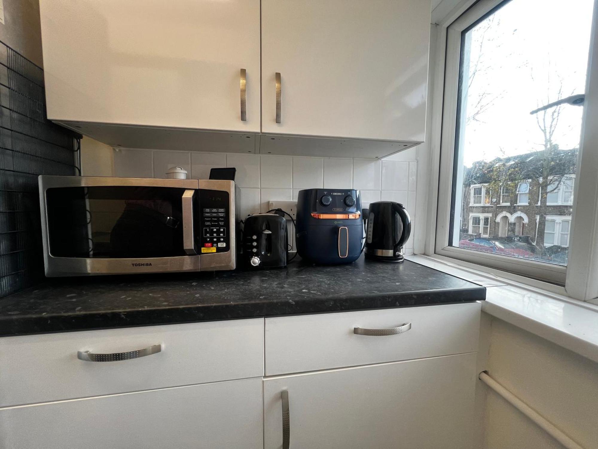1-bed Flat With Fast Wi-fi In Prime Location 15mins From London