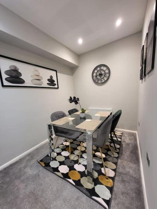 Cosy Four Bedroom Londres