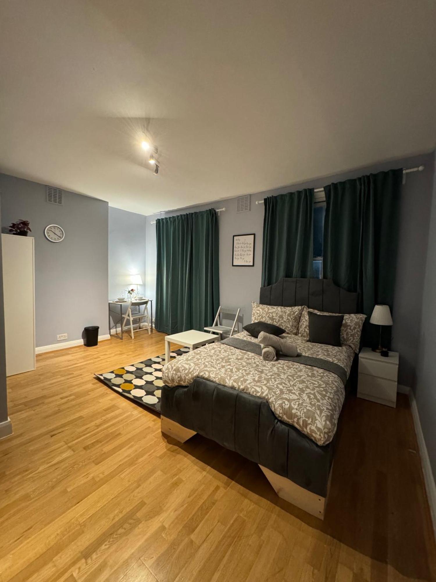 Charming Near Notting Hill Apartment London