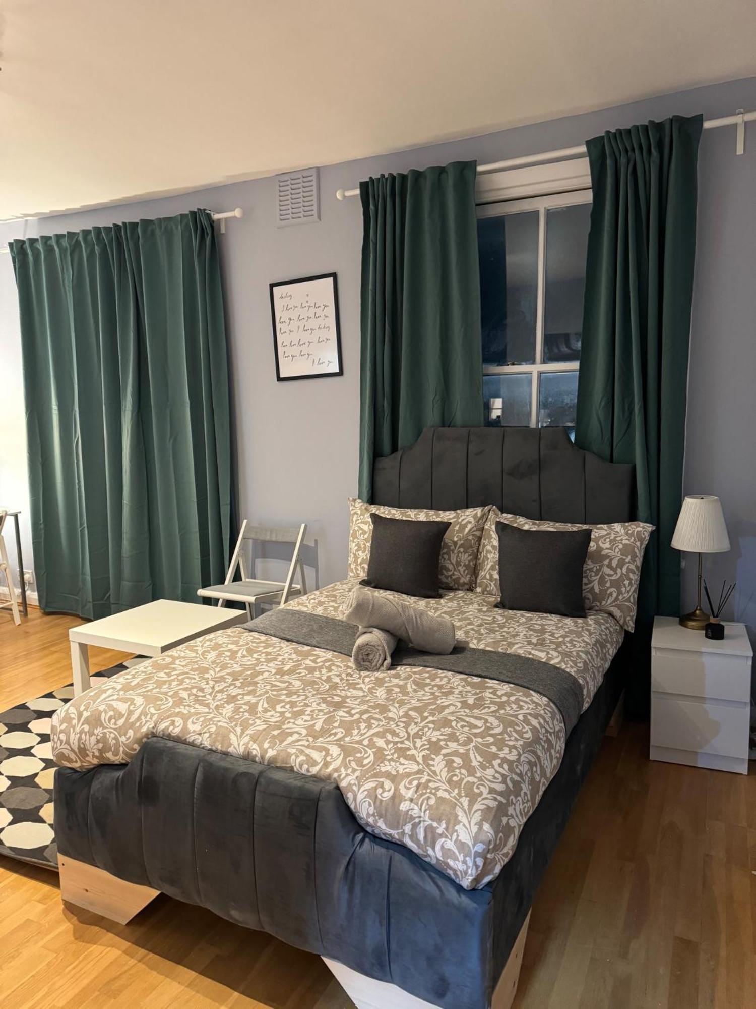 Charming Near Notting Hill Apartment