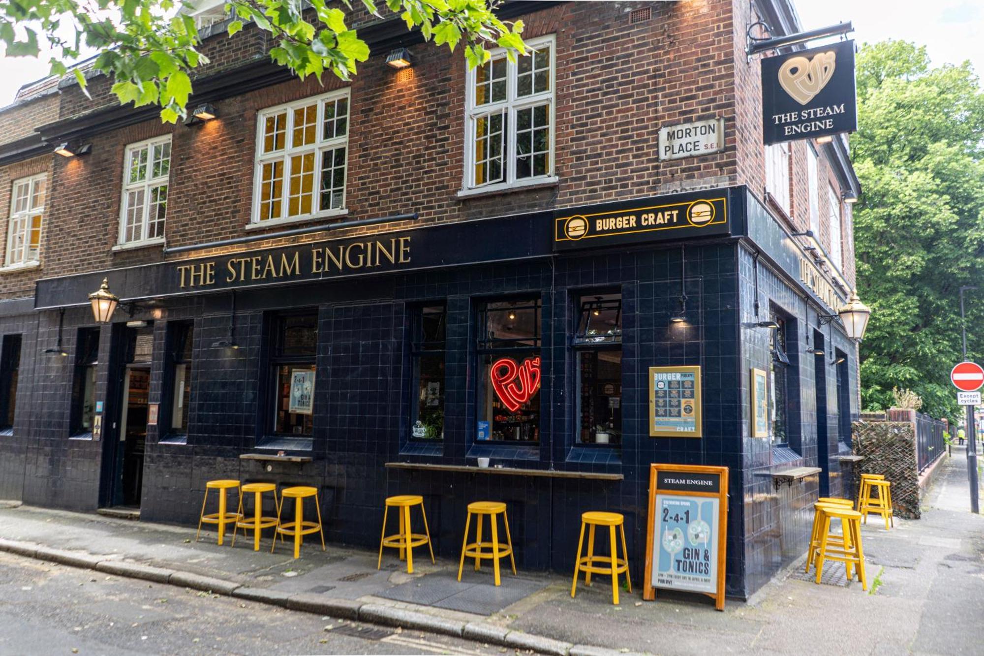 Albergue Publove @ The Steam Engine,waterloo *