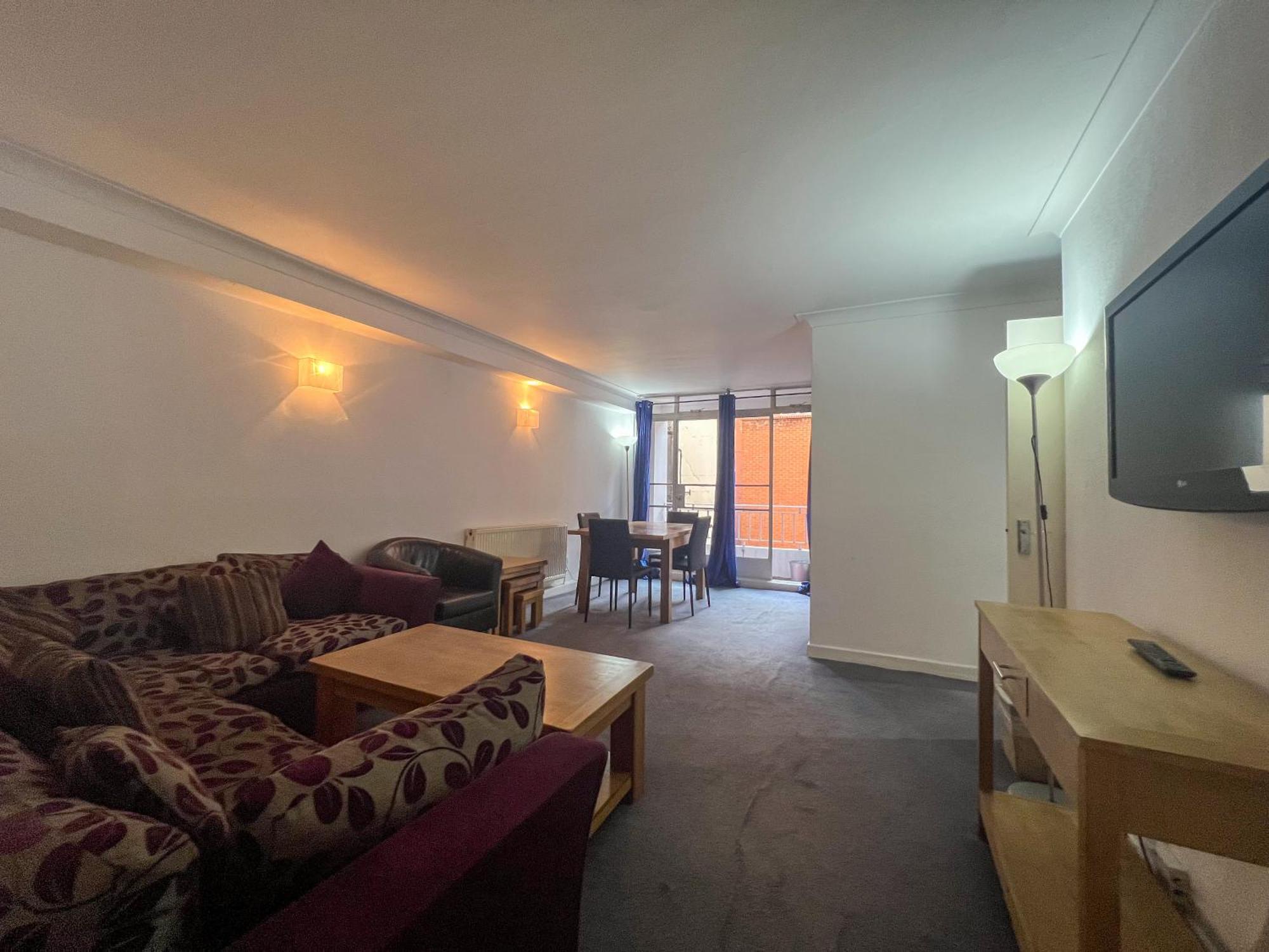 Collection In Prestigious Mayfair Location Apartment London