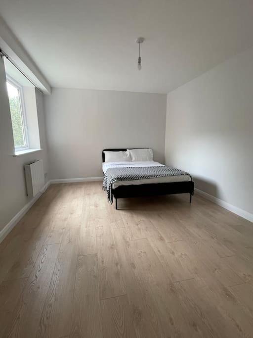 River Thames Hideaway London