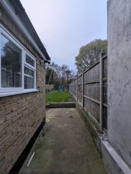 3 Br- King Size Bed, Netflix, Garden Free Parking London