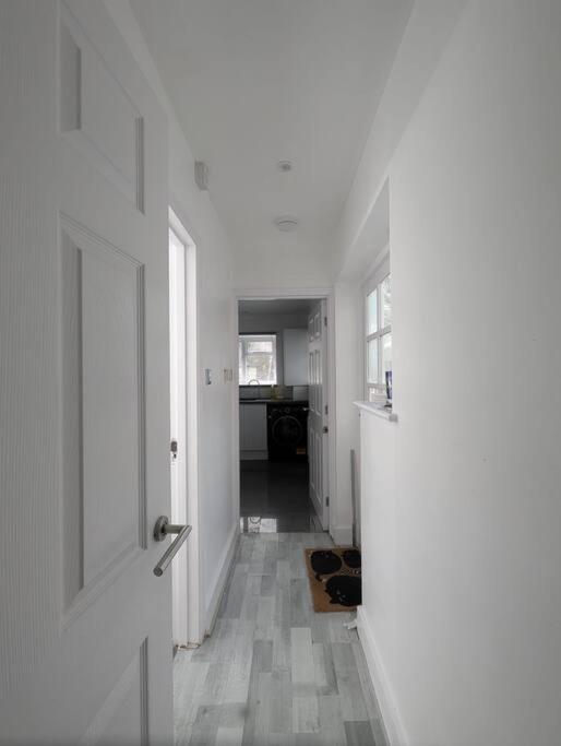 3 Br- King Size Bed, Netflix, Garden Free Parking *