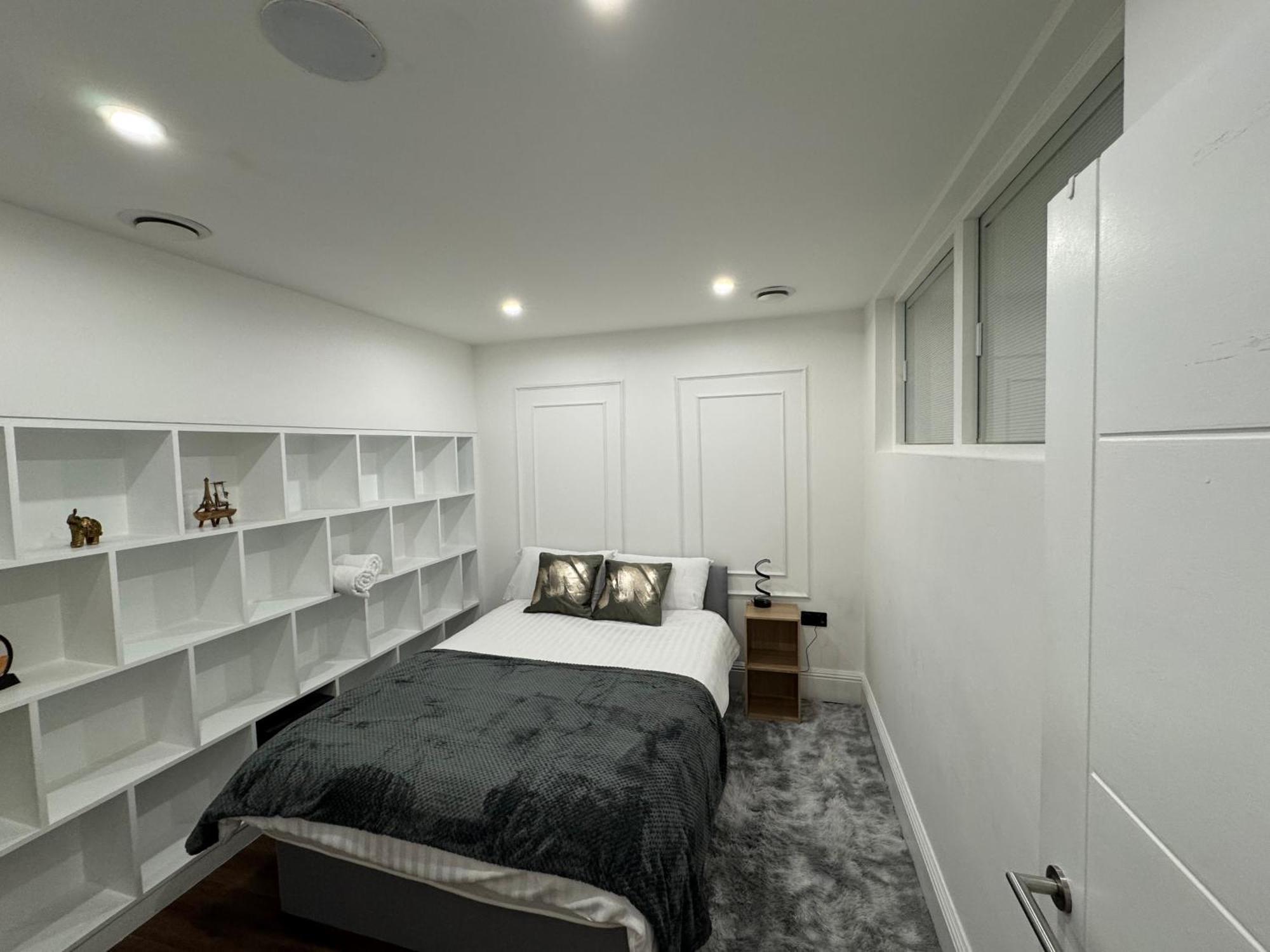 2 Bedroom Luxury Flat In Euston London