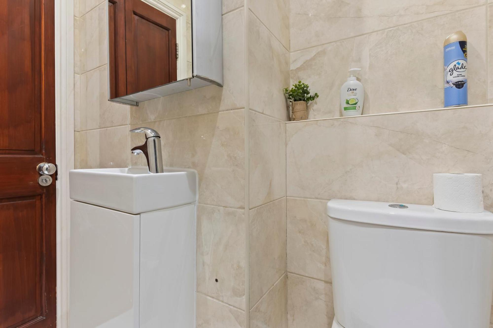 Luxury One Bedroom Two Bathroom Knightsbridge Oxford Street Apartment *