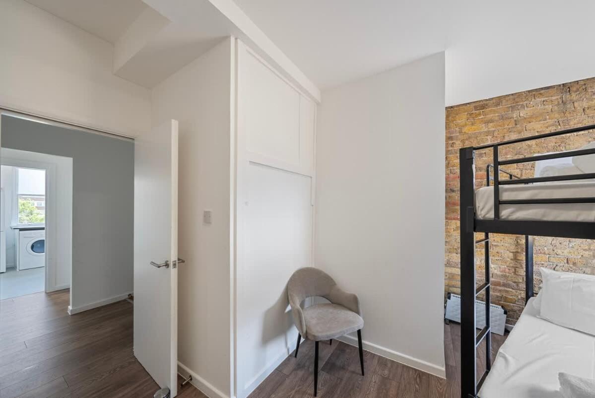 Ferienhaus Large 1 Bedroom In Old St