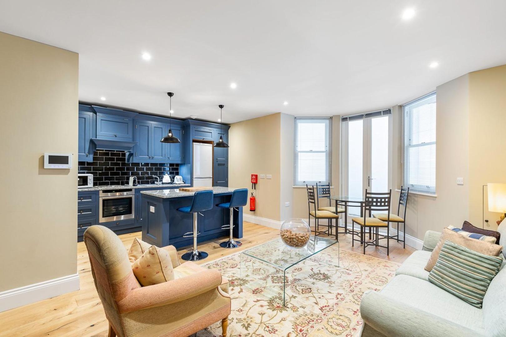 Colourful Near Clapham Common! Apartment