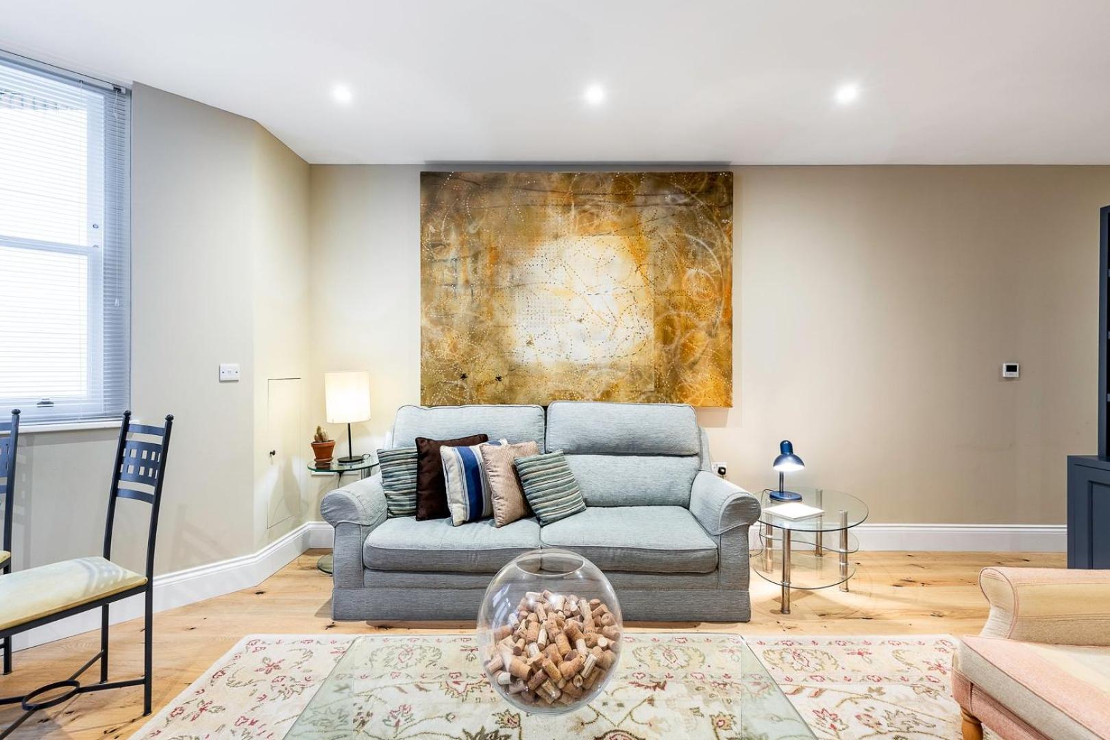 Colourful Near Clapham Common! Apartment *