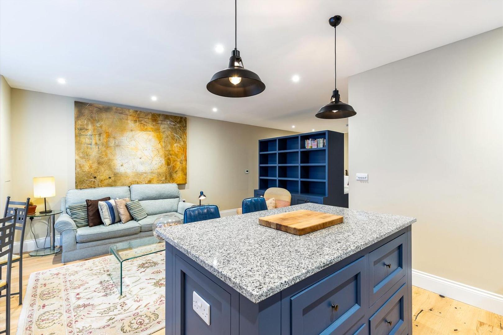 Colourful Near Clapham Common! * London