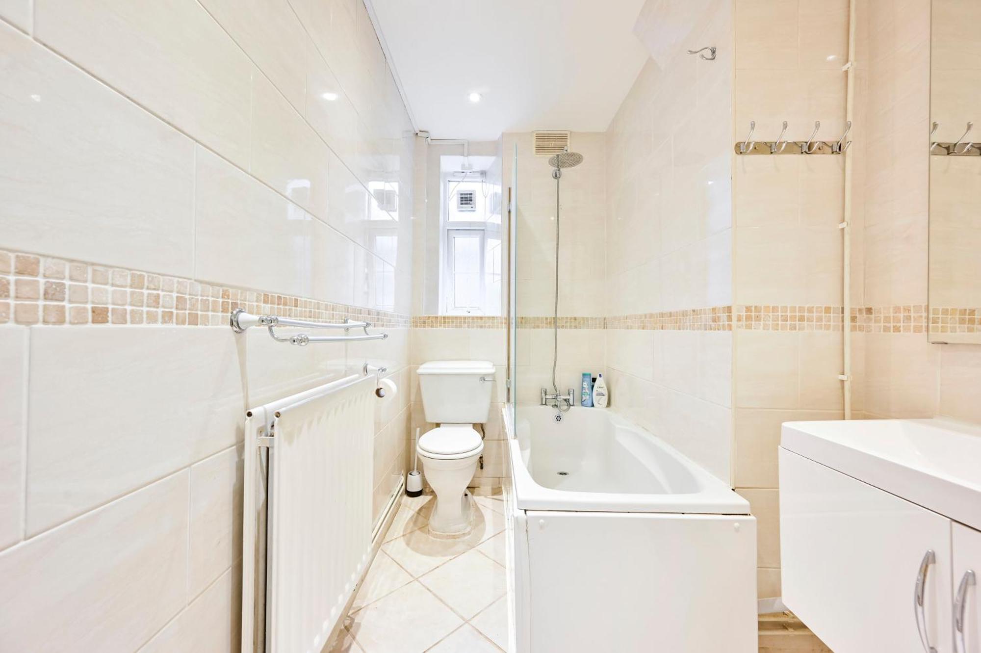 Cosy 3bd Sleeps 6 Apartment *