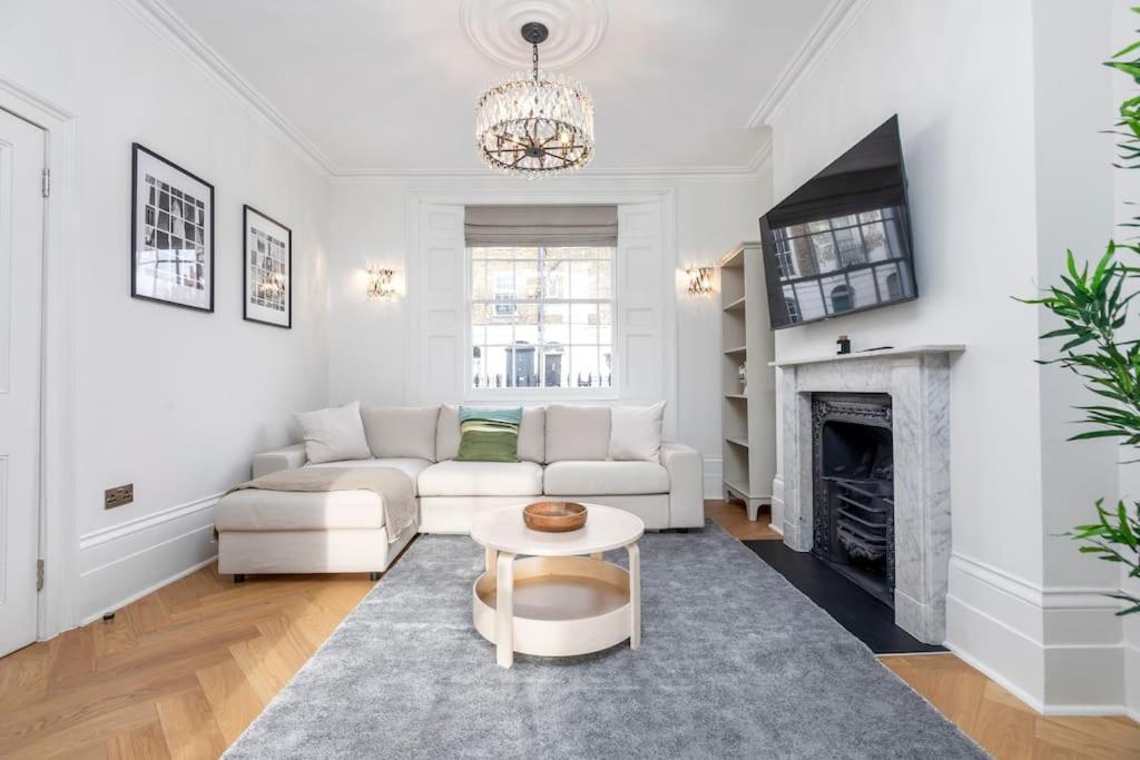 Charming 3 Bed Victorian House *