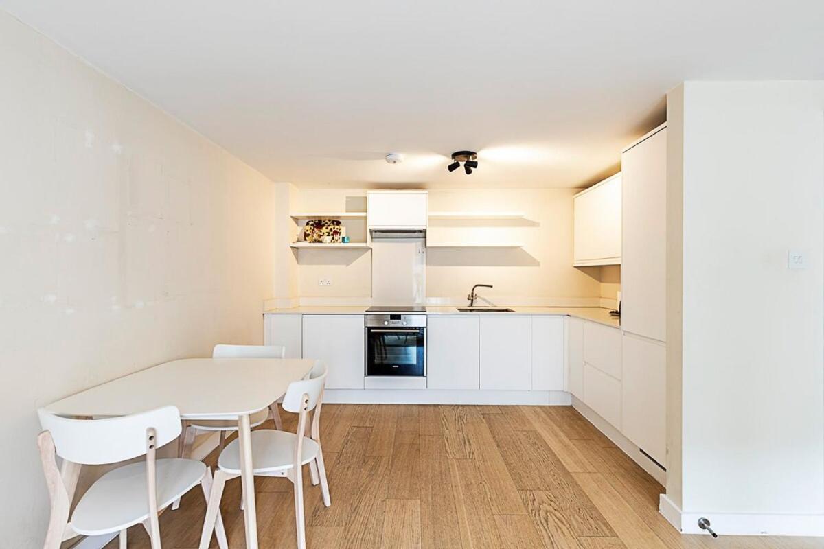 Apartment Relay Sleek In Belgravia London