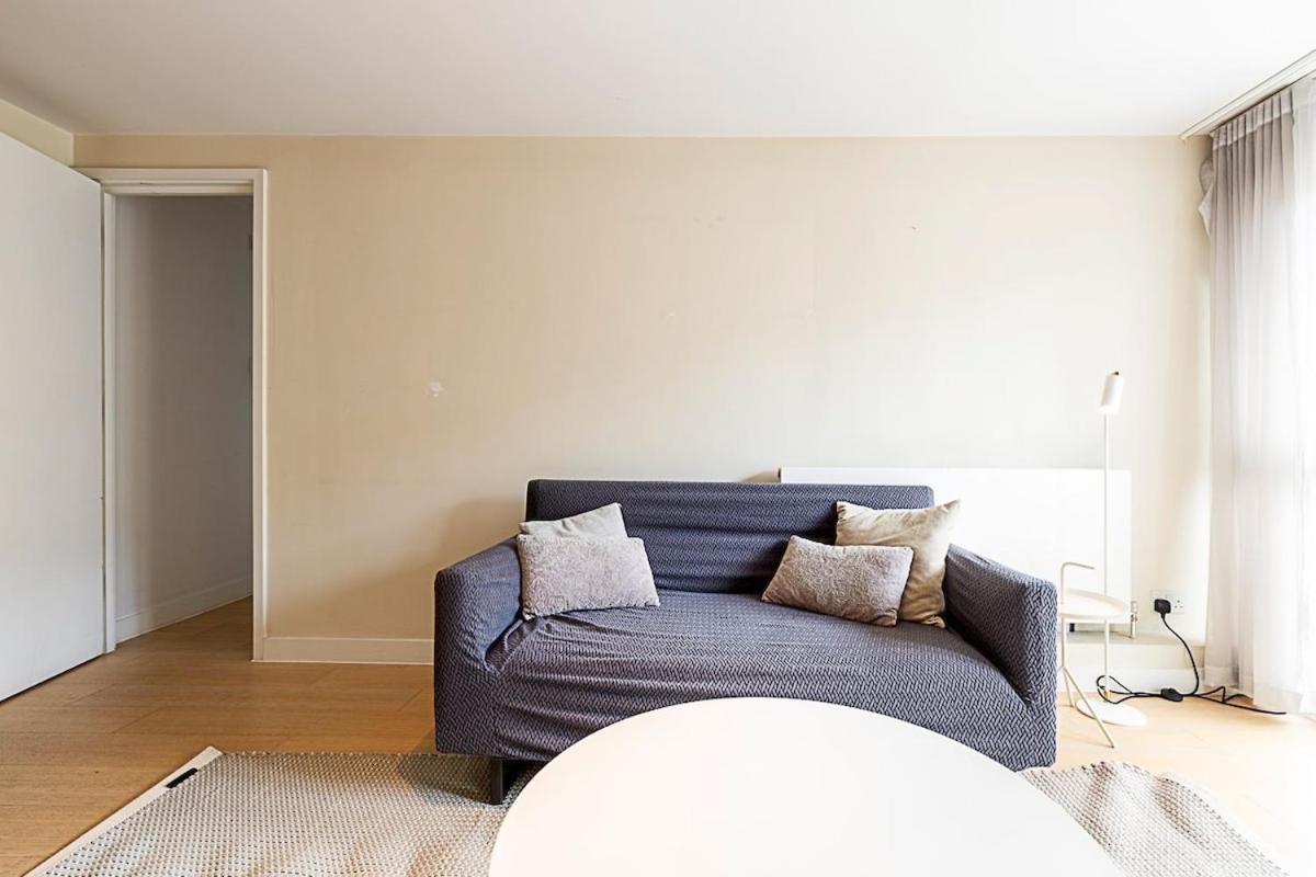 Relay Sleek In Belgravia * London