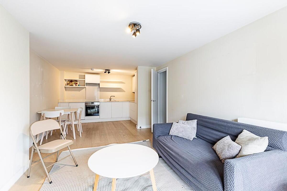 Apartment Relay Sleek In Belgravia London