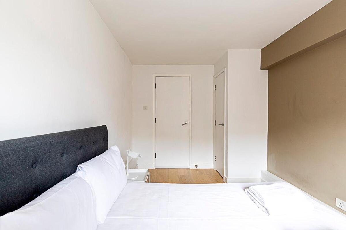 Relay Sleek In Belgravia * London