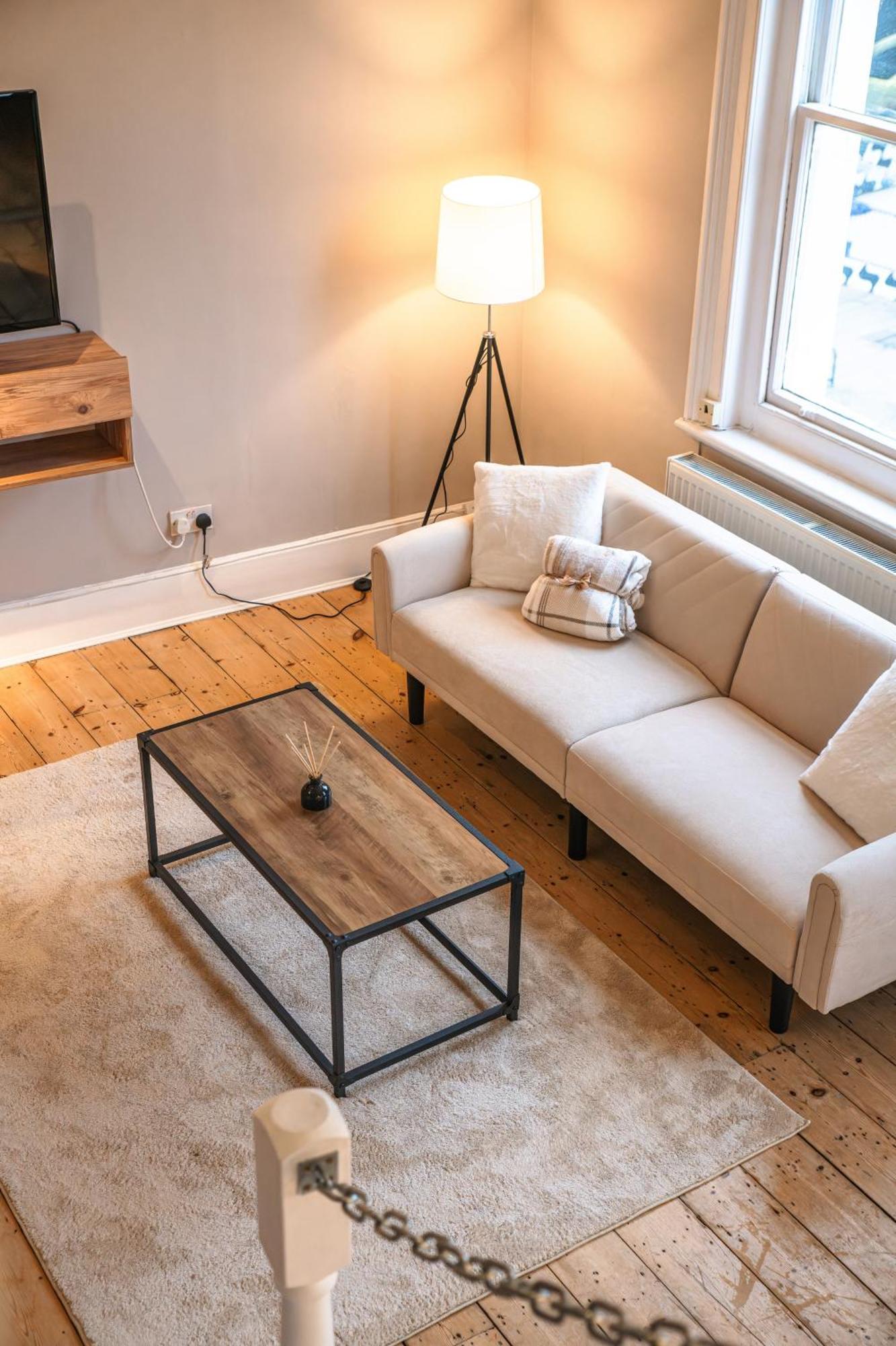 Apartment A Modern Rustic *