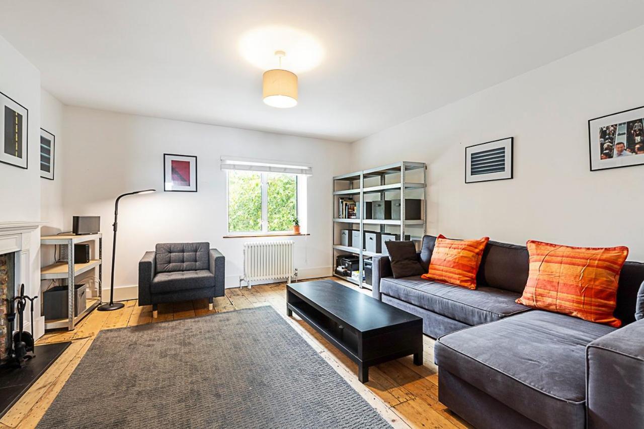 Stylish Chiswick With A Private Terrace London