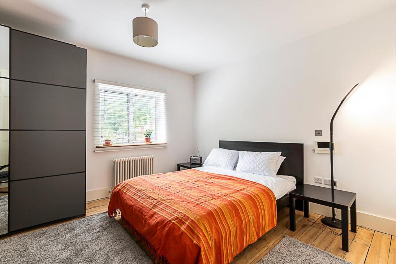 Apartment Stylish Chiswick With A Private Terrace