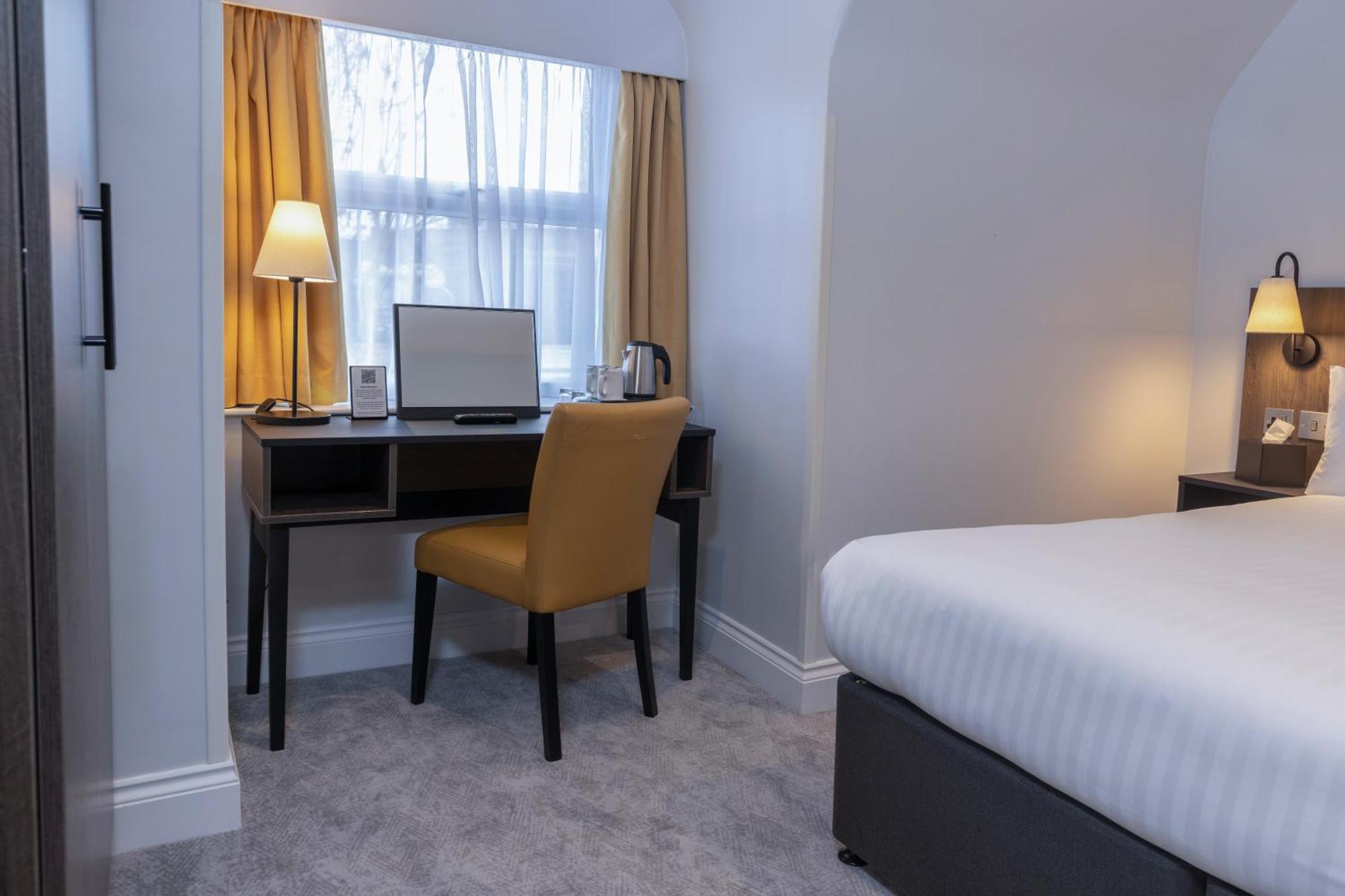 Western Kensington Olympia Hotel London