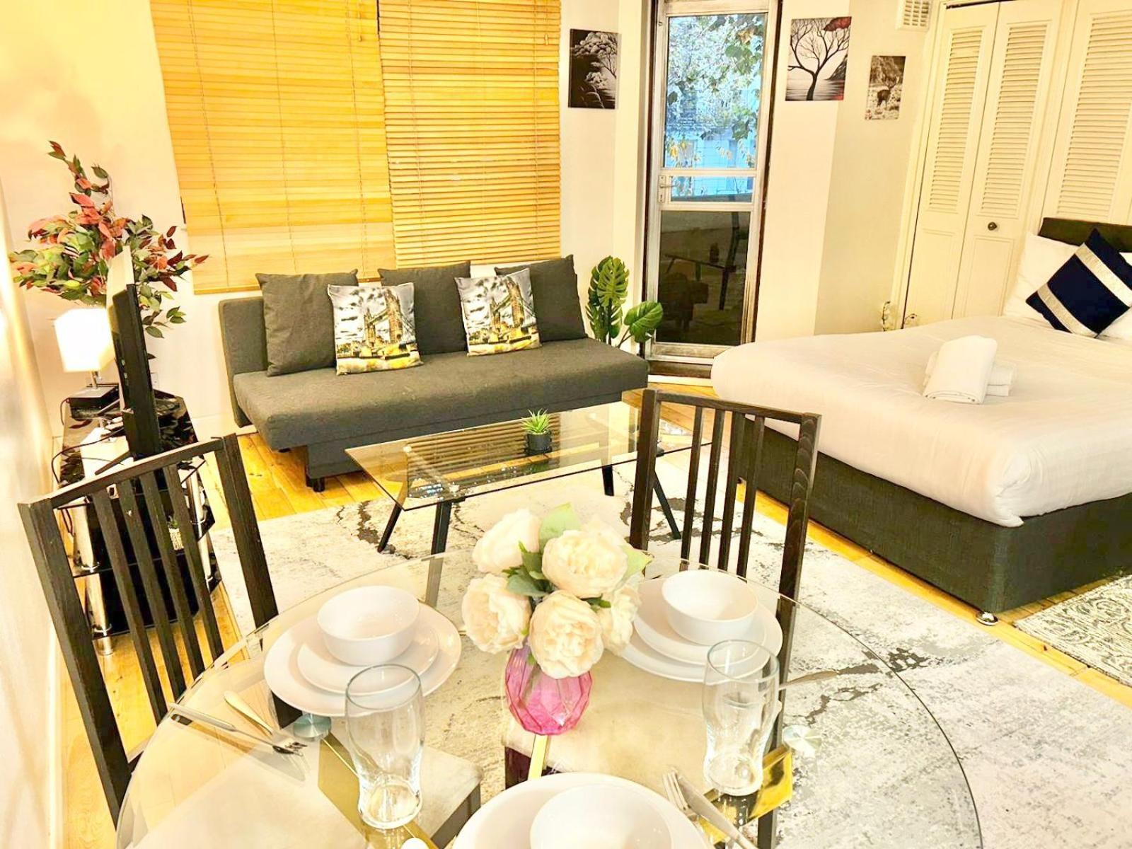 Beautiful At Cromwell Road Apartment *