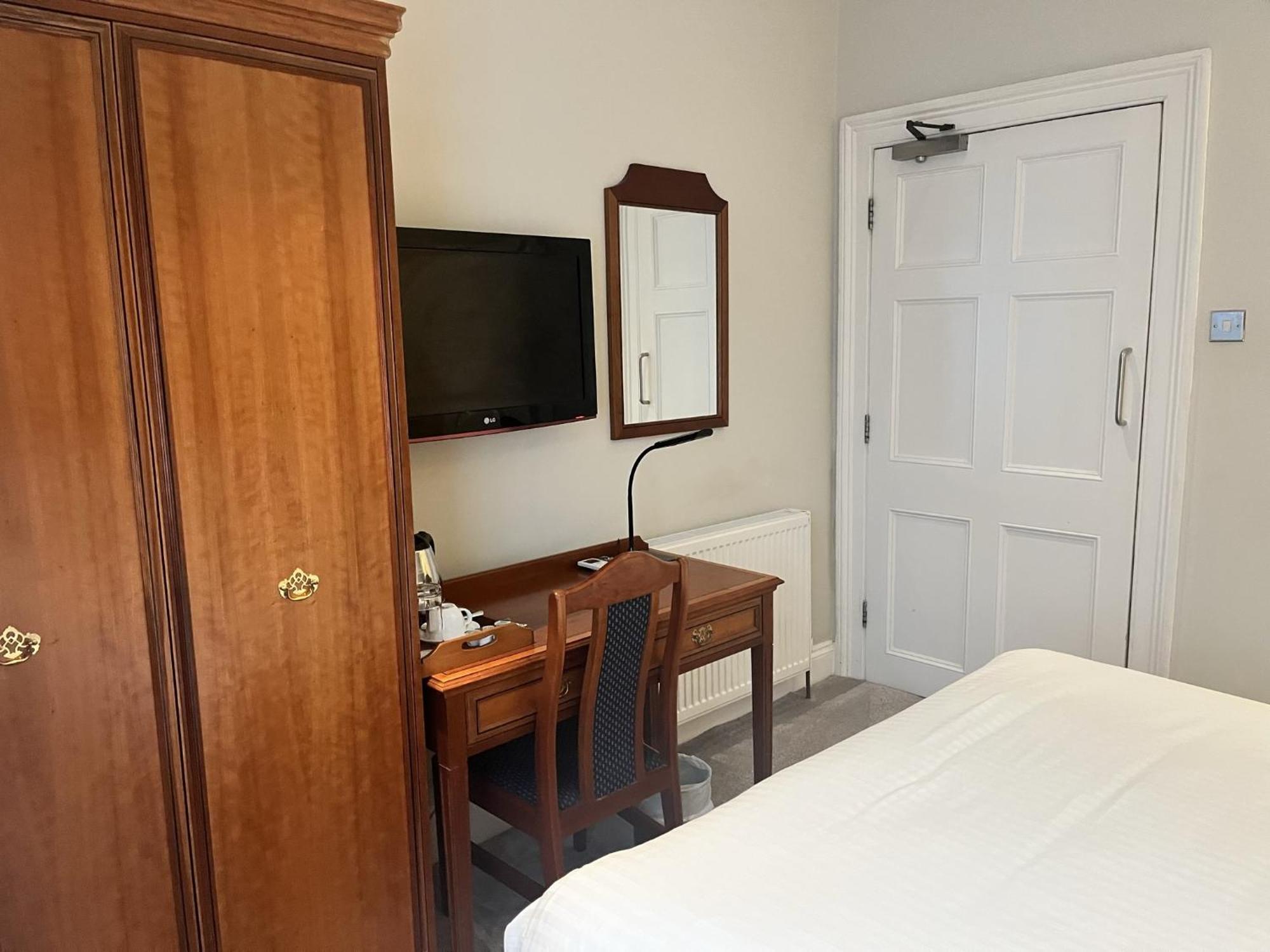 Staunton - Hotel London