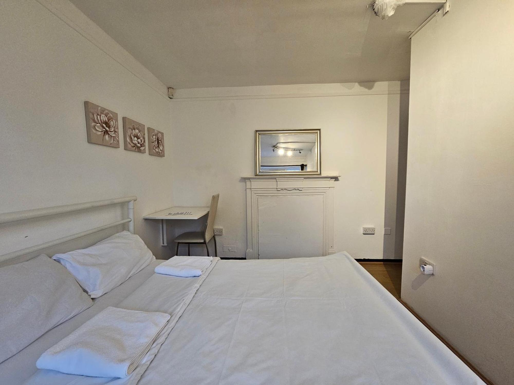 E14 Guest house London