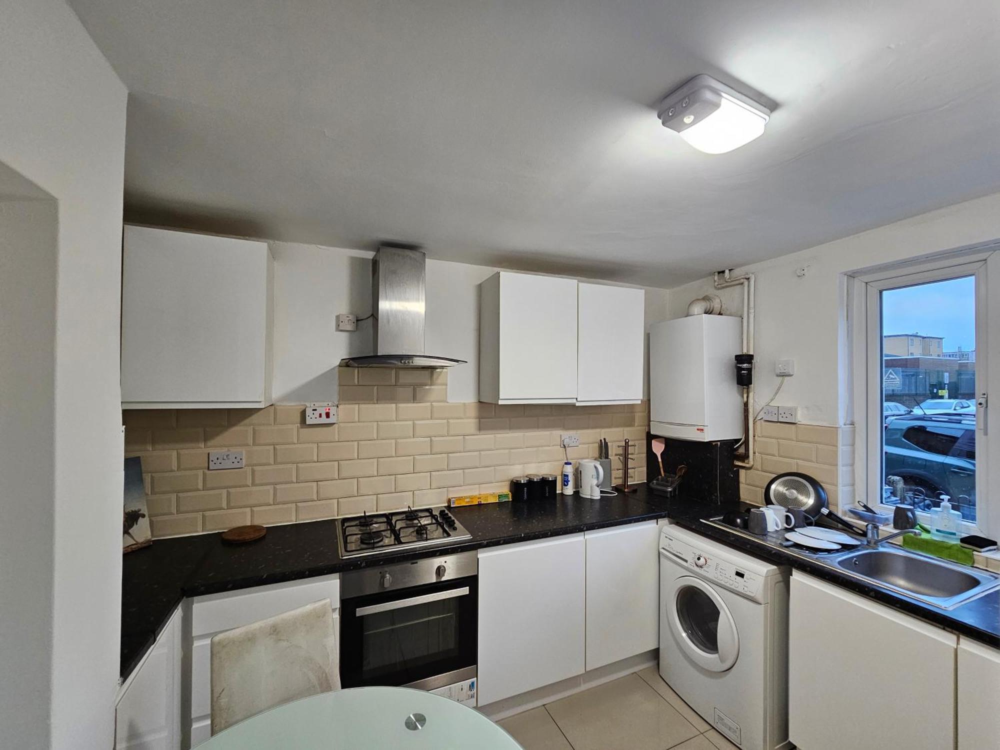 Guest house E14 London