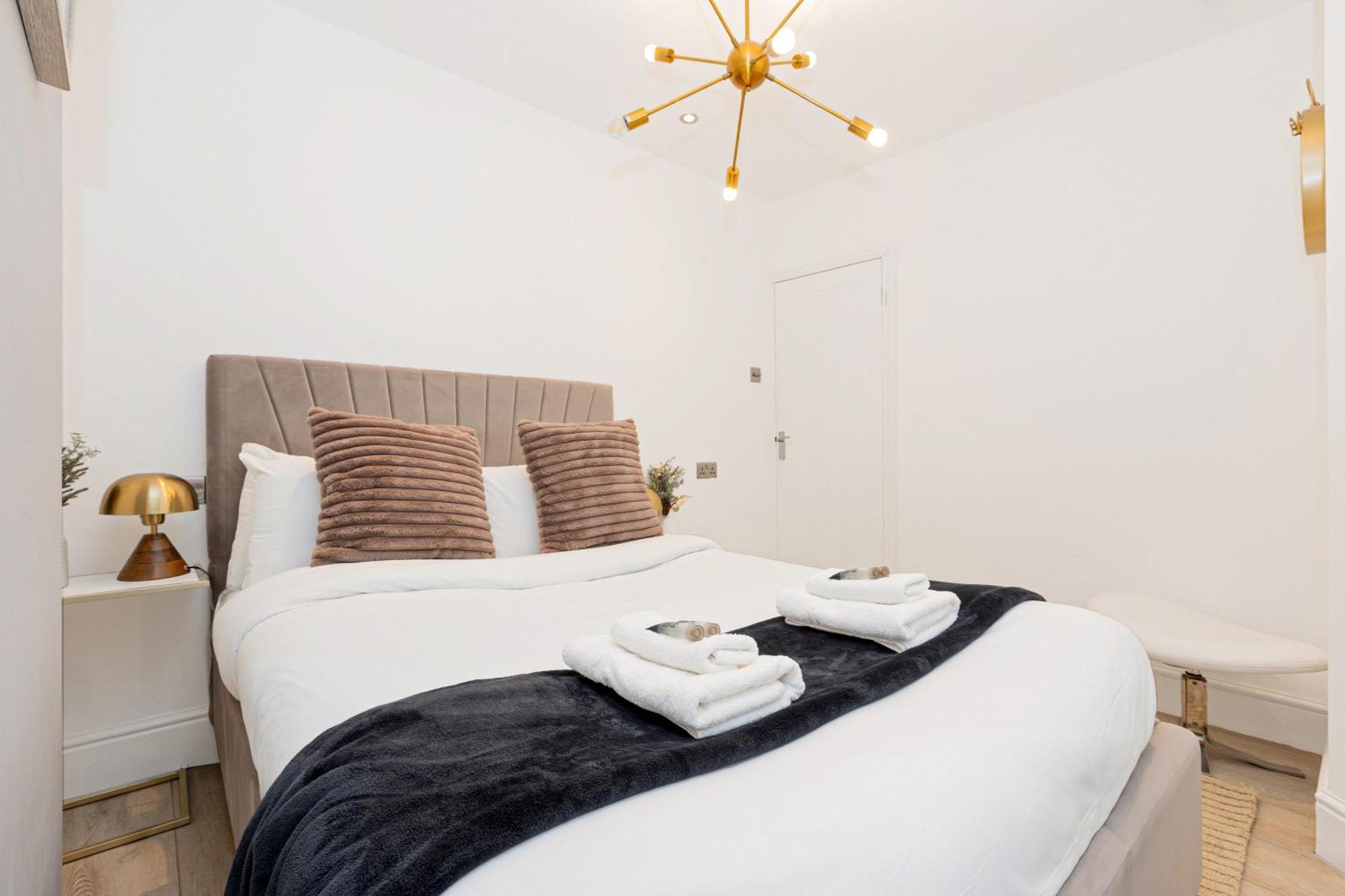 Classy 2br Btw Wimbledon & Streatham, 10 Min Tube Apartamento Londres