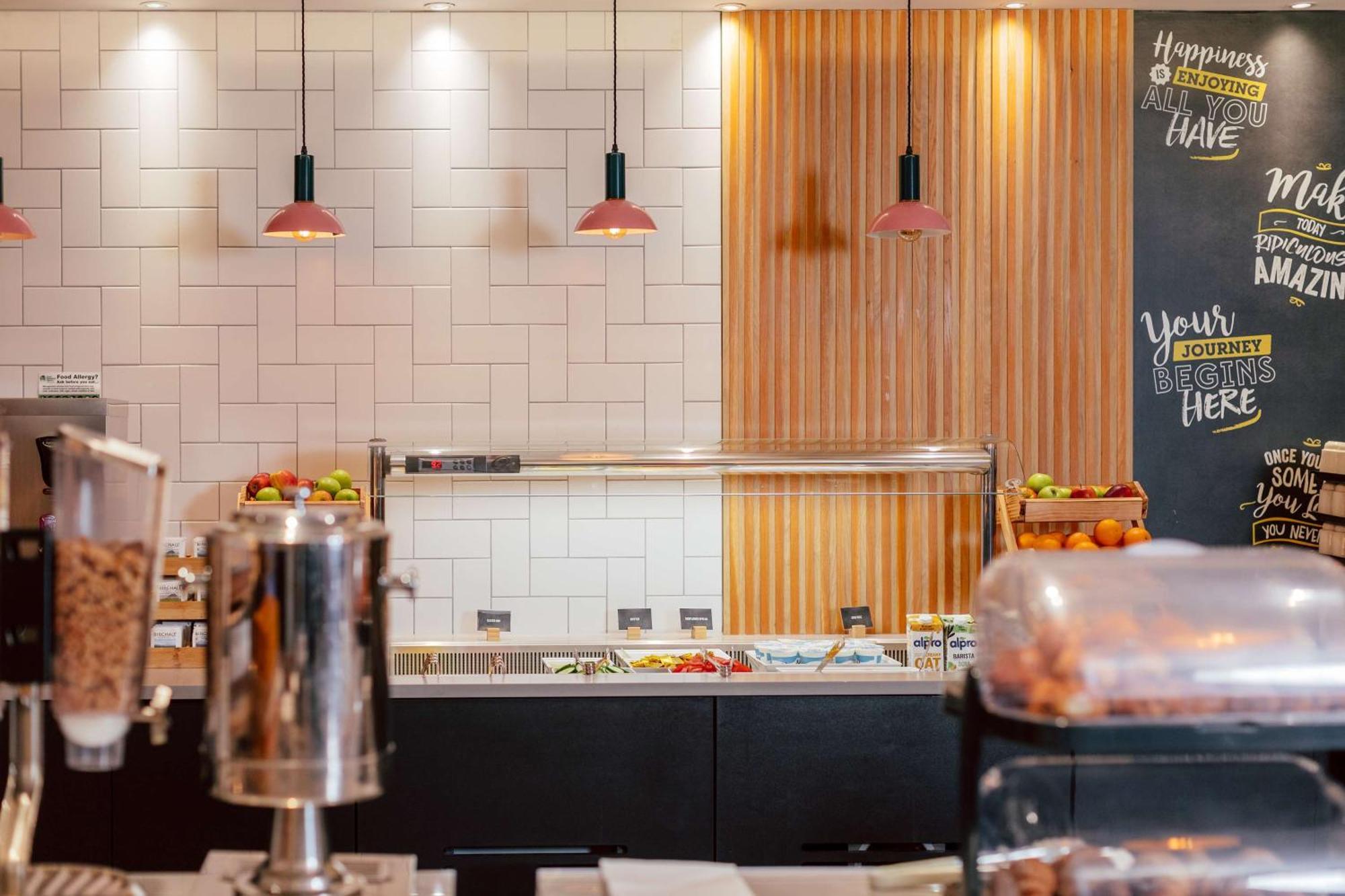 Hotel Hampton By Hilton Park Royal London