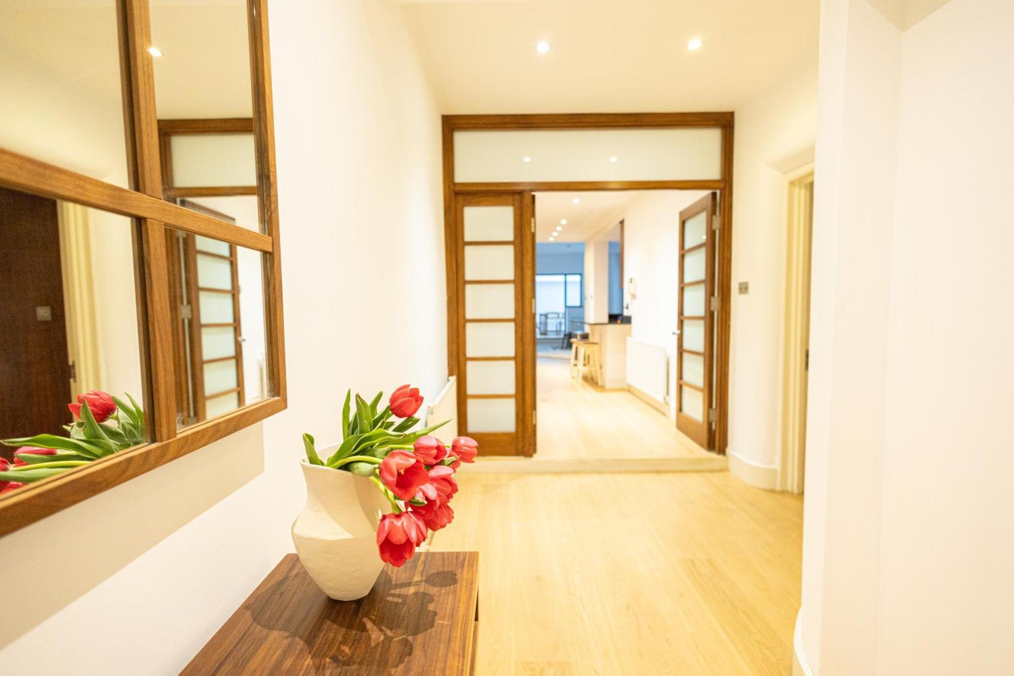 2bedroom Gem In The Heart Of Kensington Apartment *