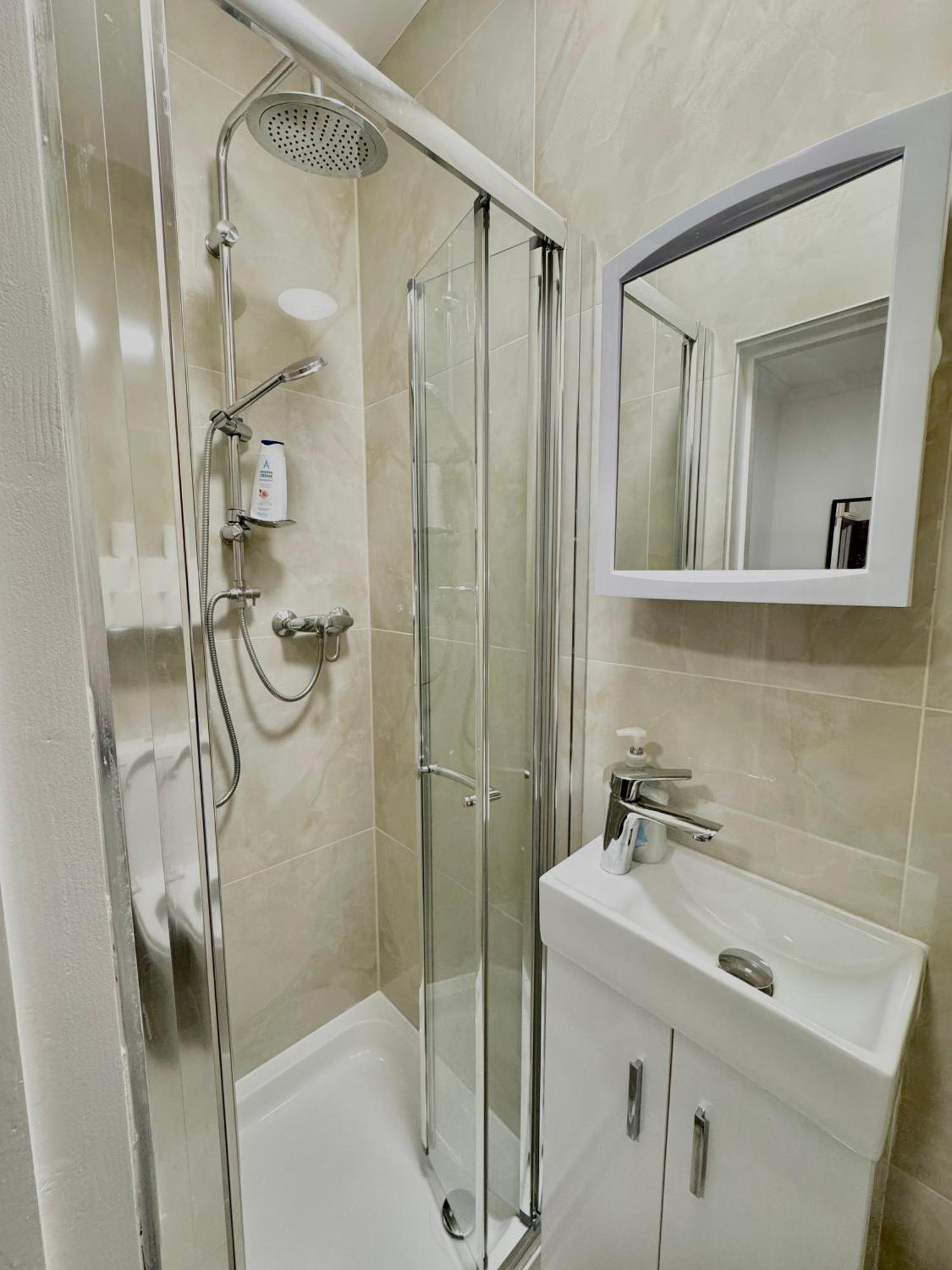 Venice Hotel London