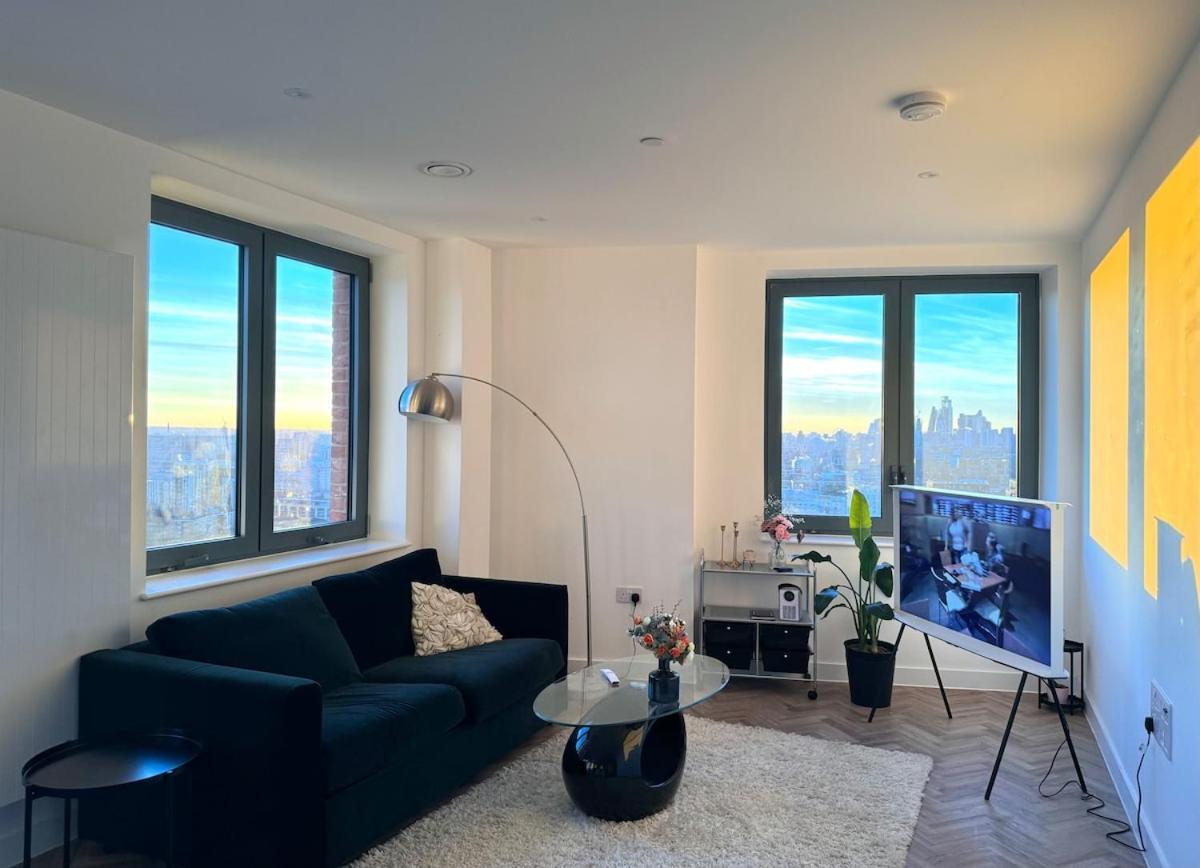 View Two Bedroom Entire Enjoy River & Views, Skyline Views Apartamento