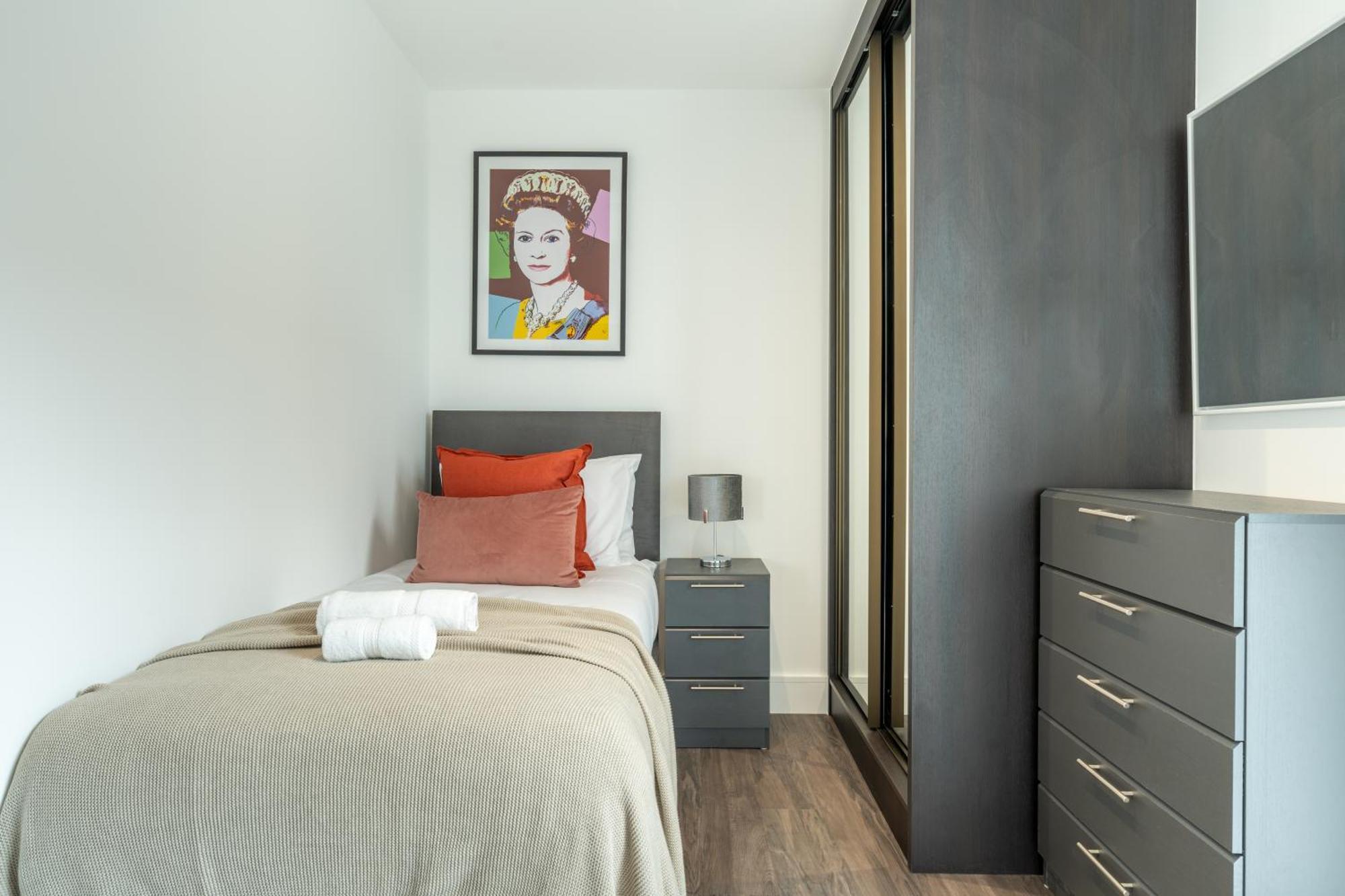 Apartment Mitre Warhol By Artsy