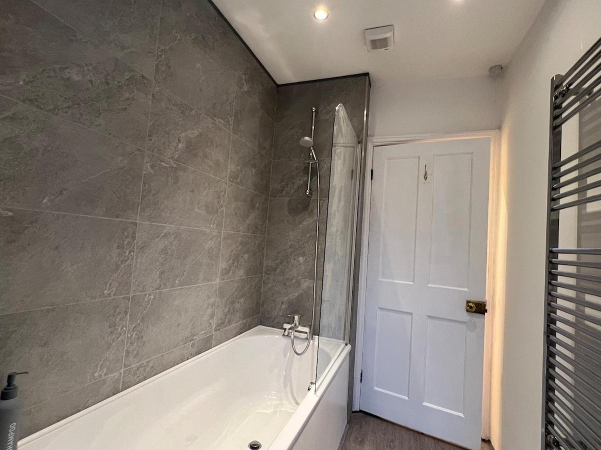 Apartment 2 Bedroom Luxury Flat In Centre Of Muswell Hill