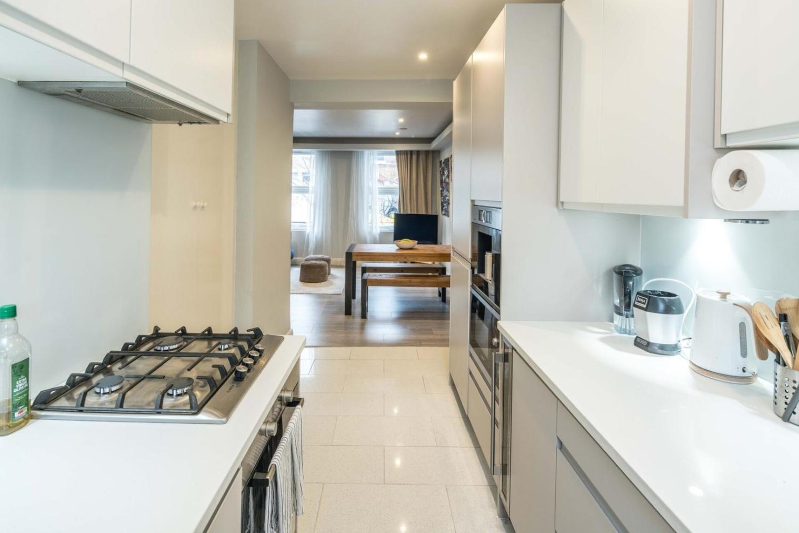 Modern 2b Flat: London, Walk To Landmarks Londres