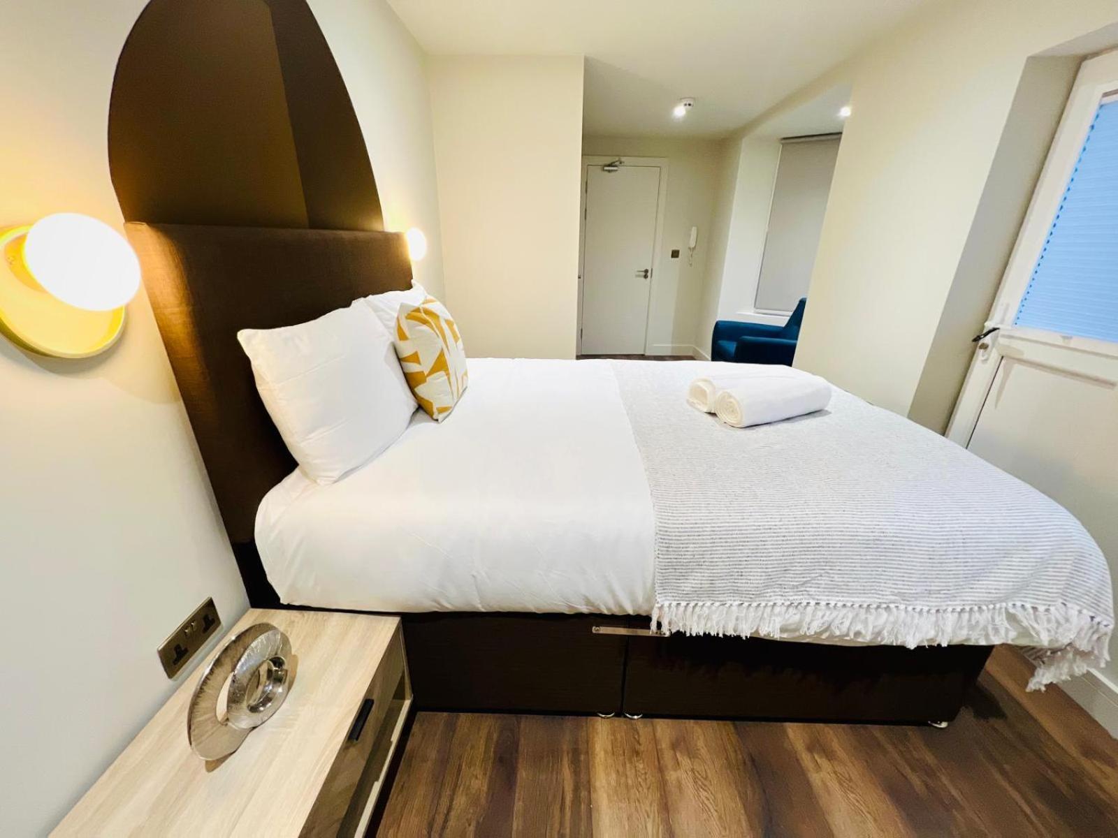 Holly A Mini Great Location For Tourist!!! Guest house *