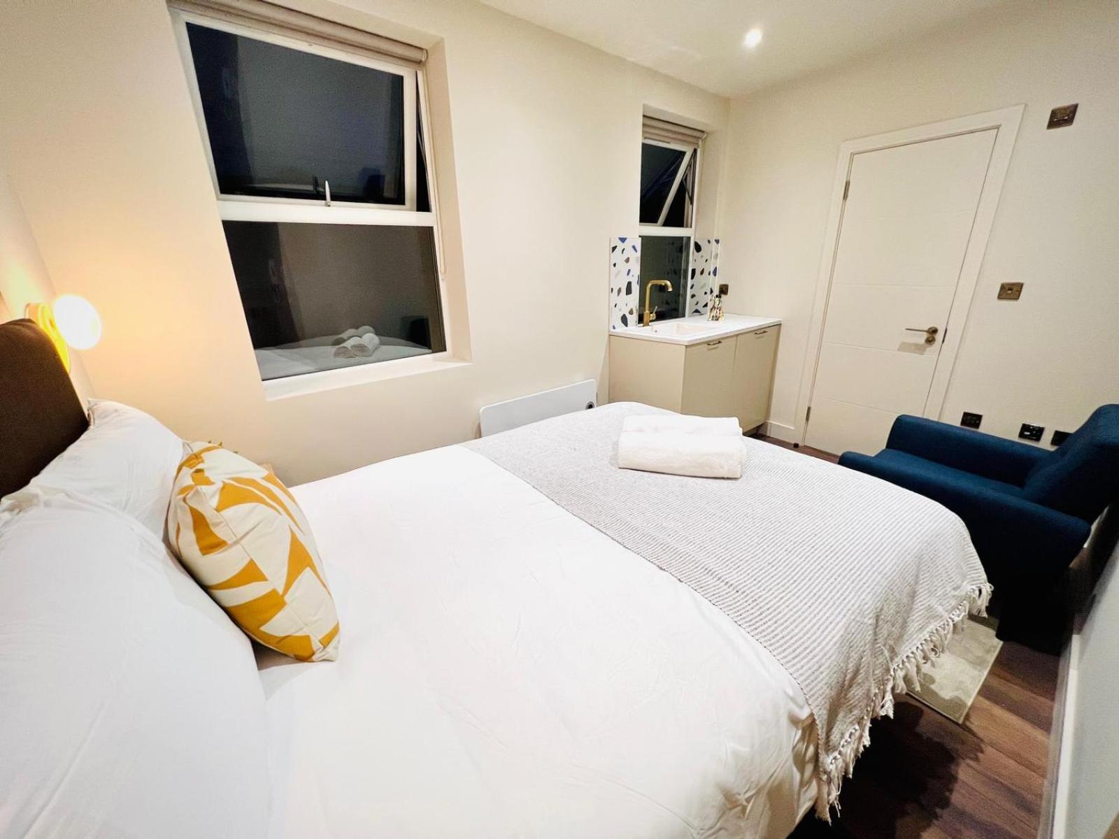 Guest house Holly A Mini Great Location For Tourist!!! London