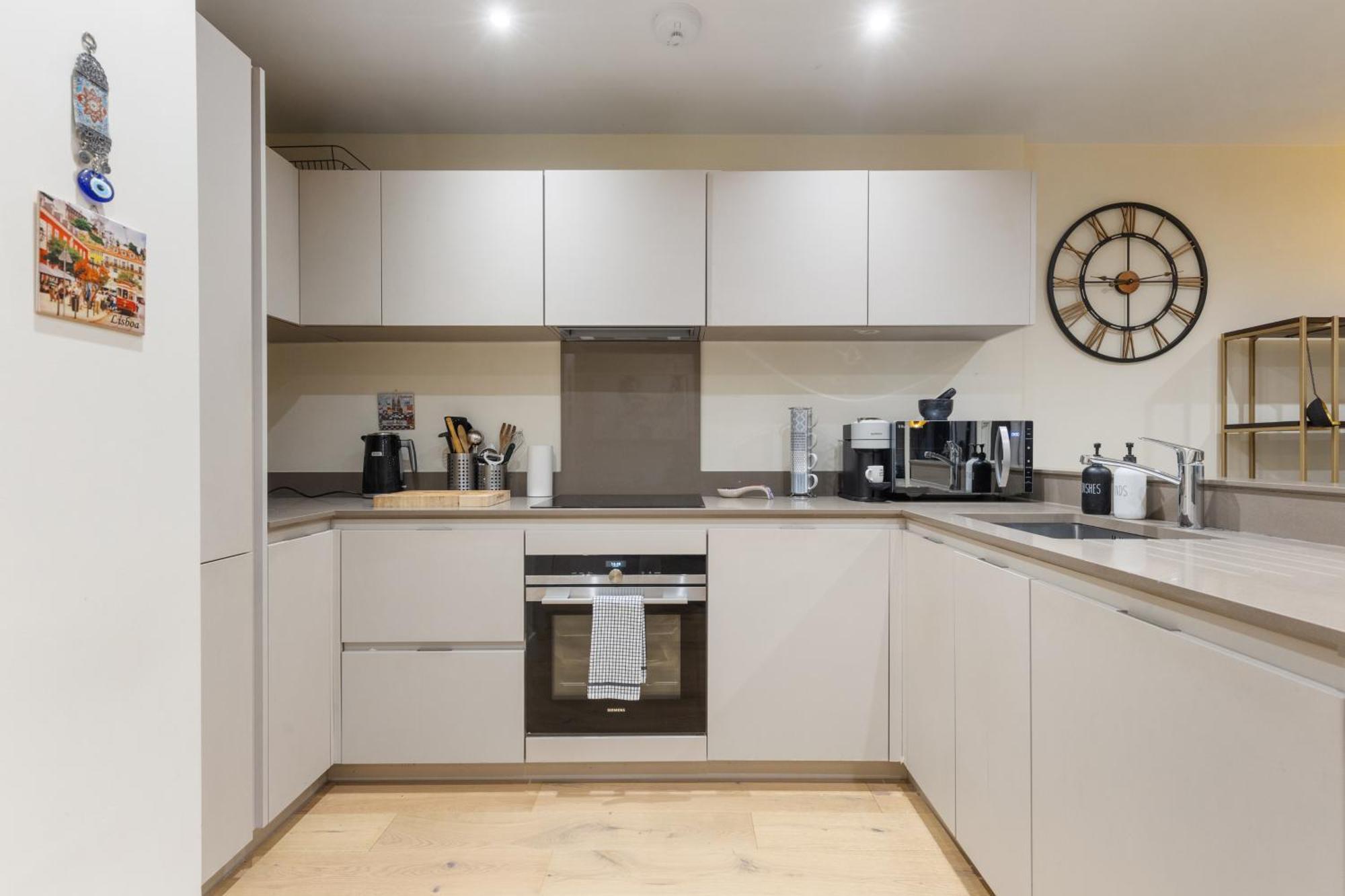 Short Stays At Lotus House London