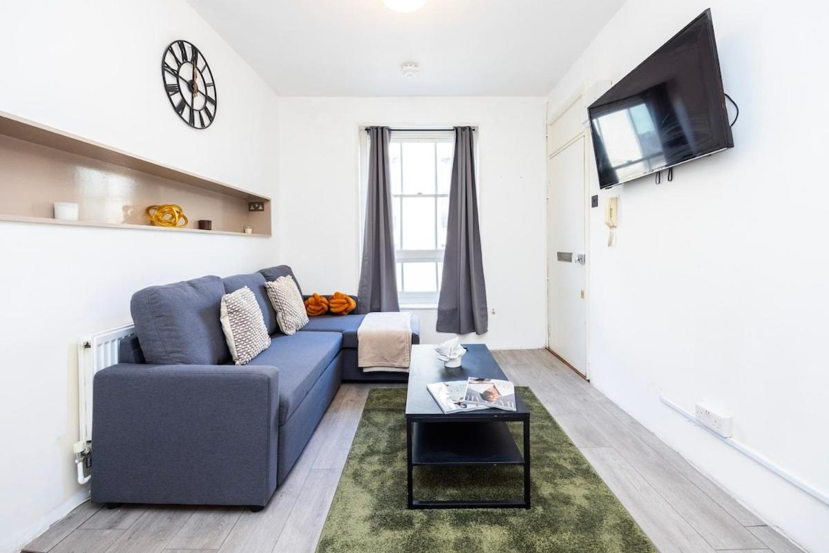 Classy 2 Bedroom Near Old Street Station London