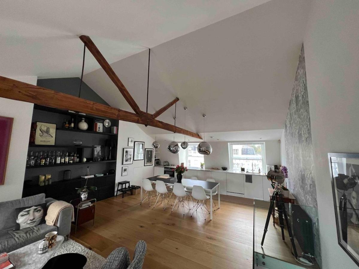 Chelsea, Three-bedroom Contemporary Living Duplex Apartment