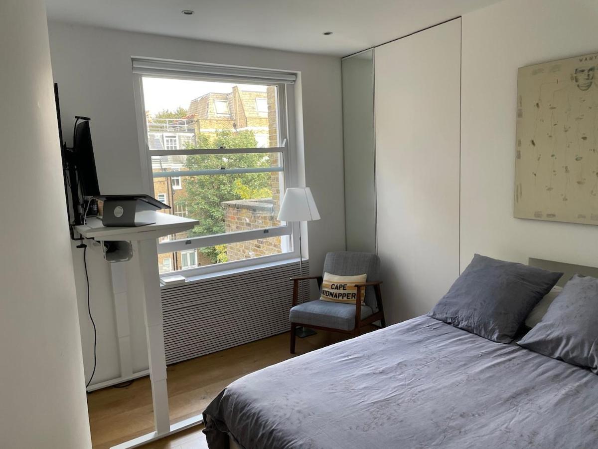 Chelsea, Three-bedroom Contemporary Living Duplex London
