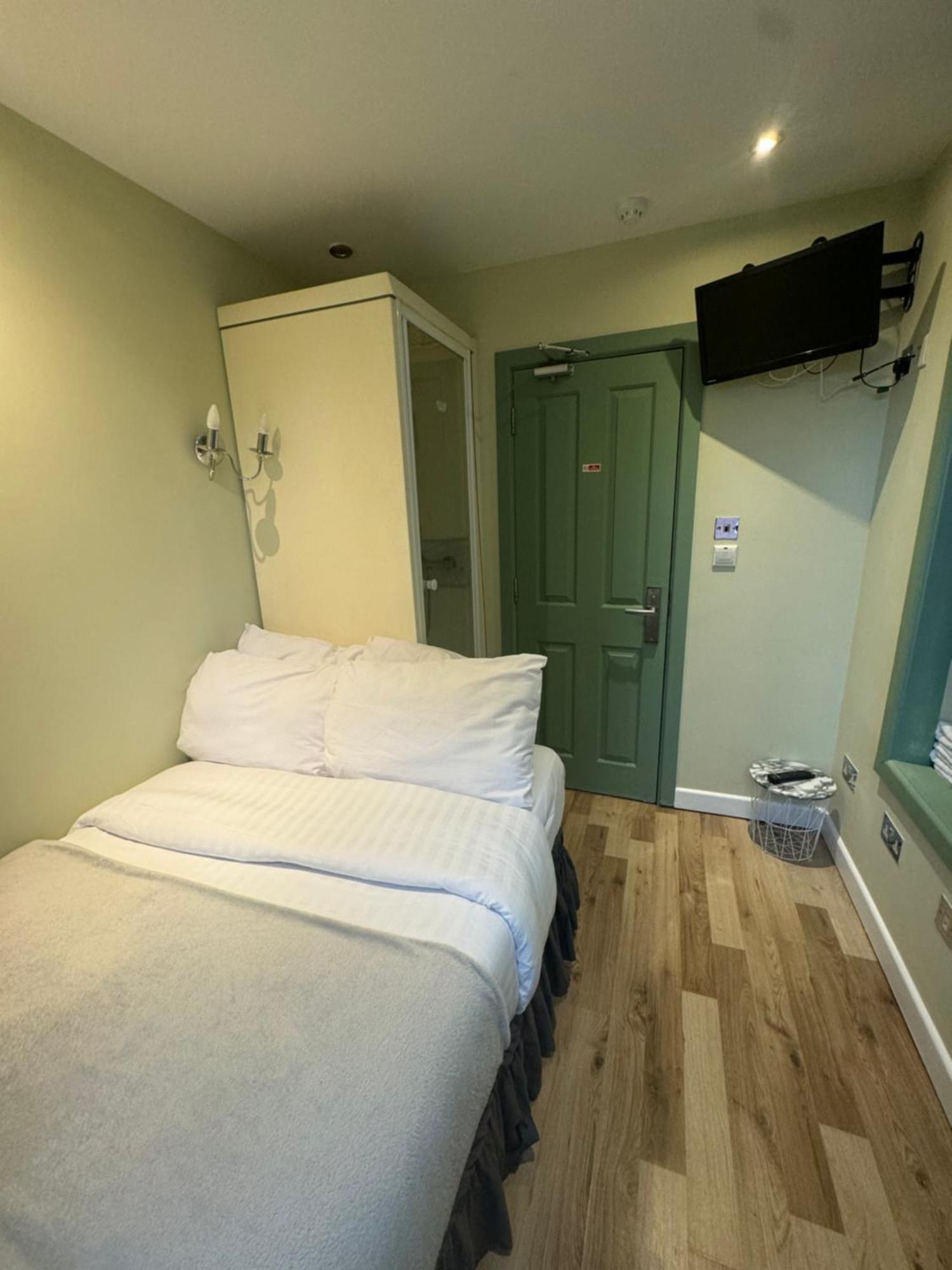 Matheson Olympia Guest house 3*