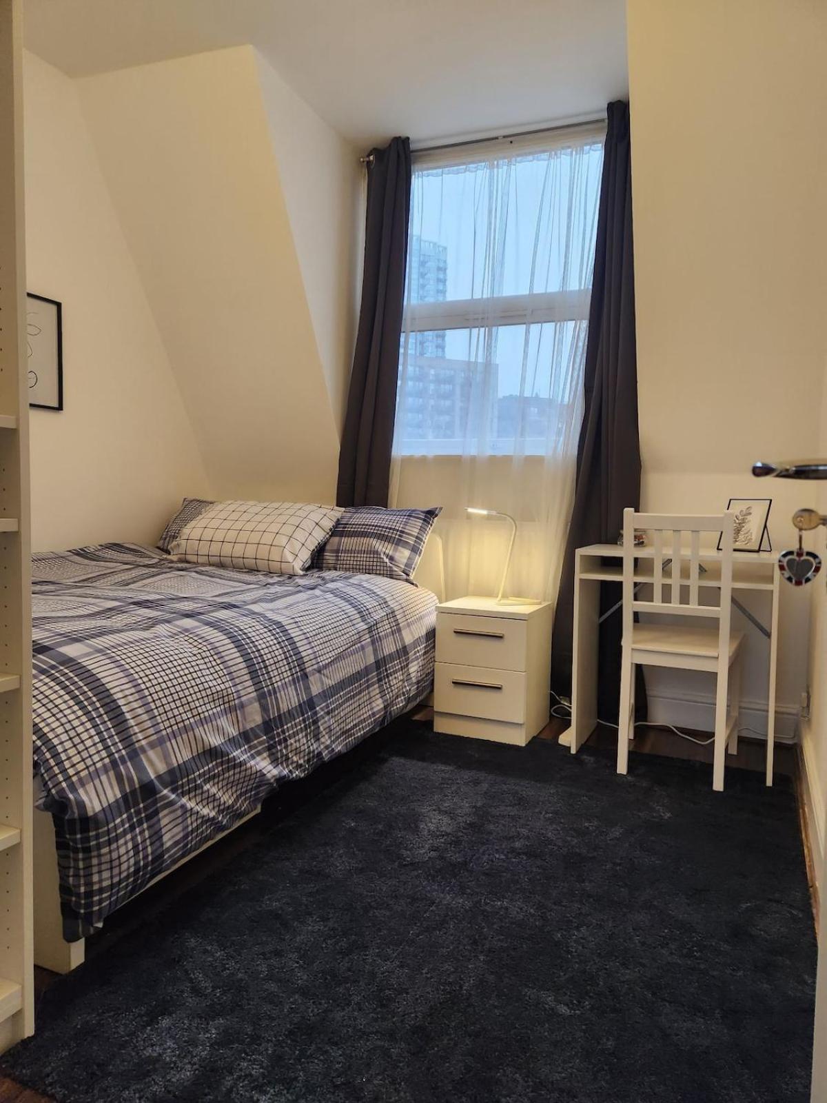Modern Spacious 10 Minutes From Big Ben Guest house