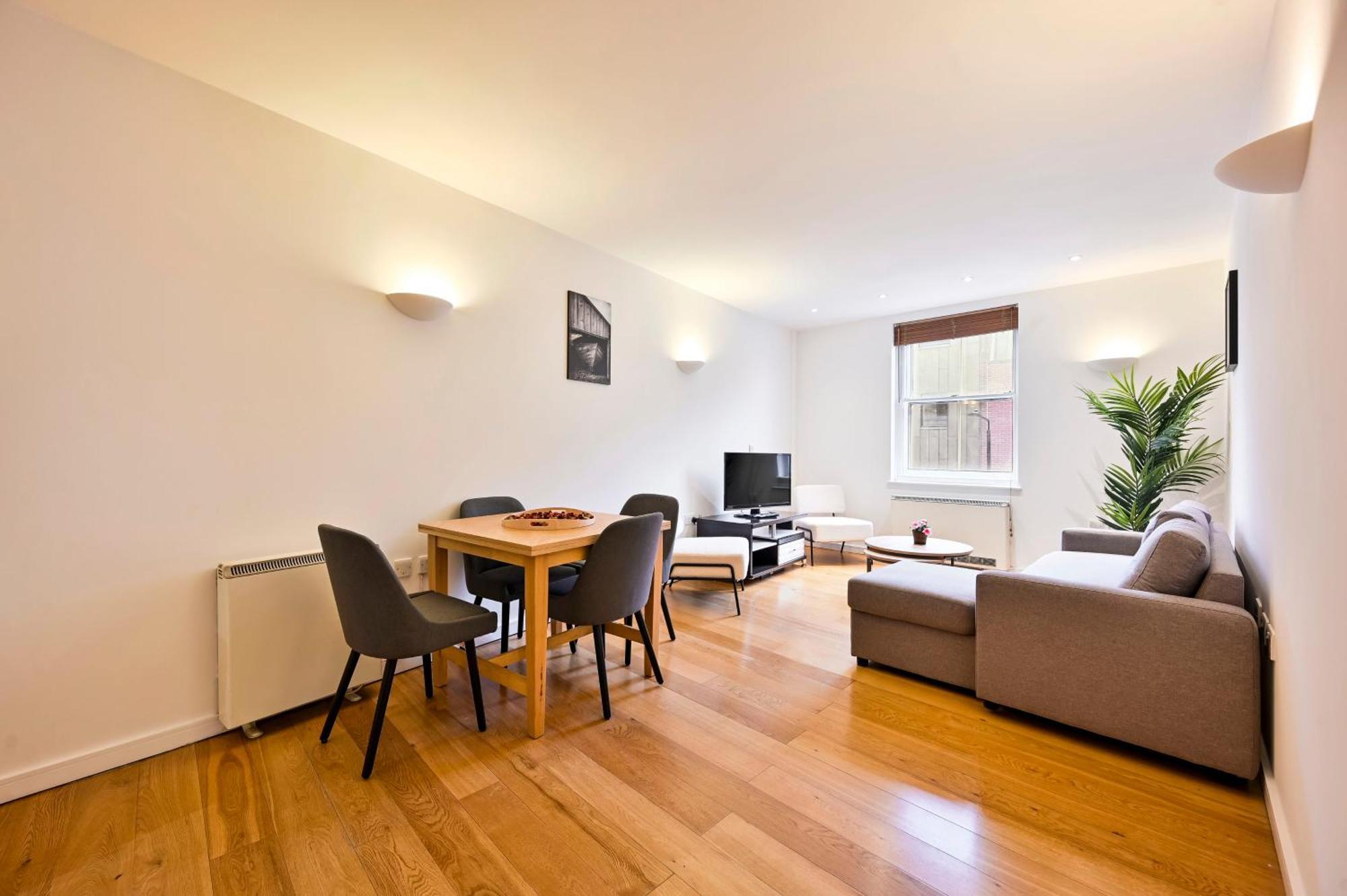 Lovely 2 Bed Tower Bridge Sleeps 6 Londres