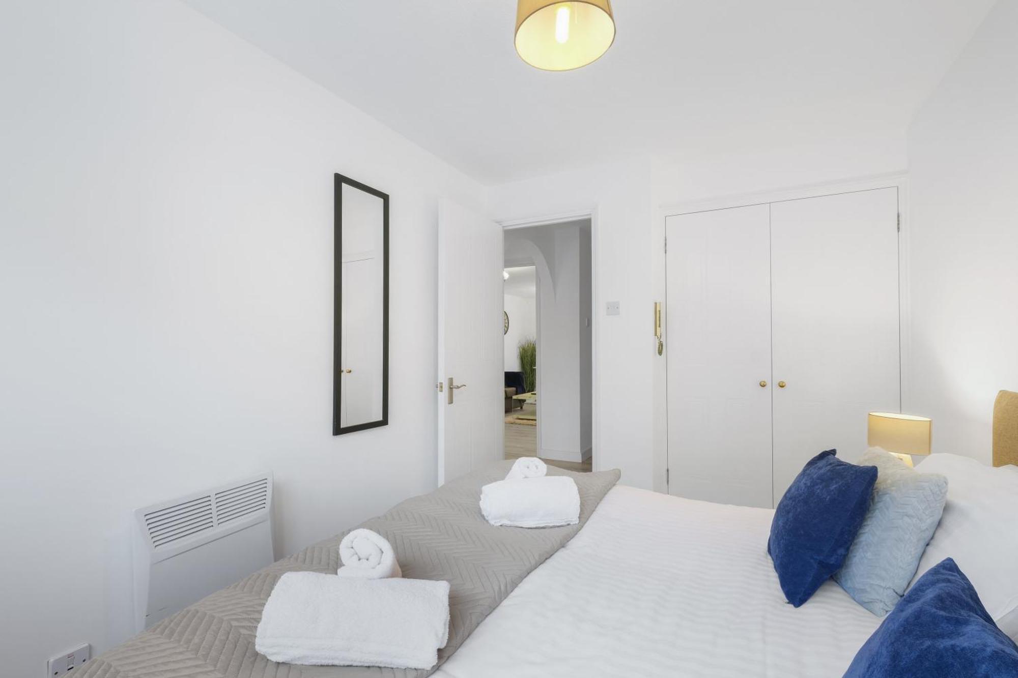 Apartamento Charming 2-bedroom, 1-bathroom In Transom Square *